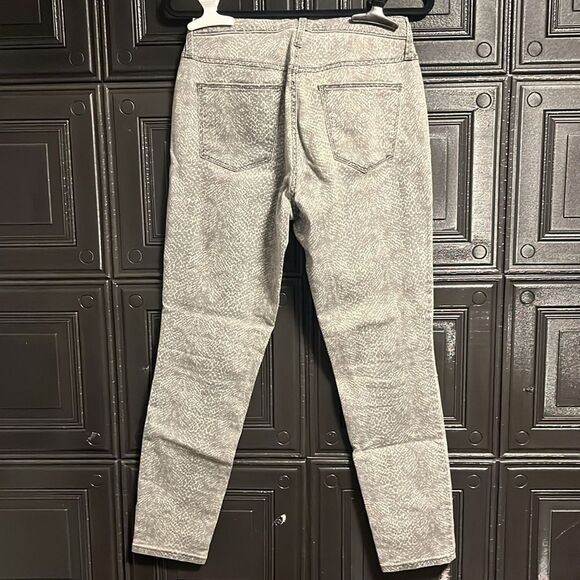 Universal thread printed denim - Picture 2 of 4